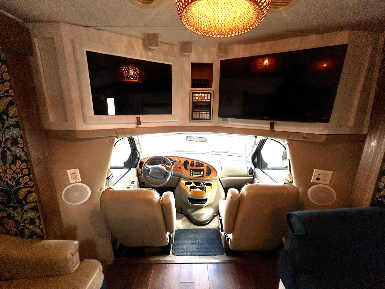 Ford Econoline E-450 2007