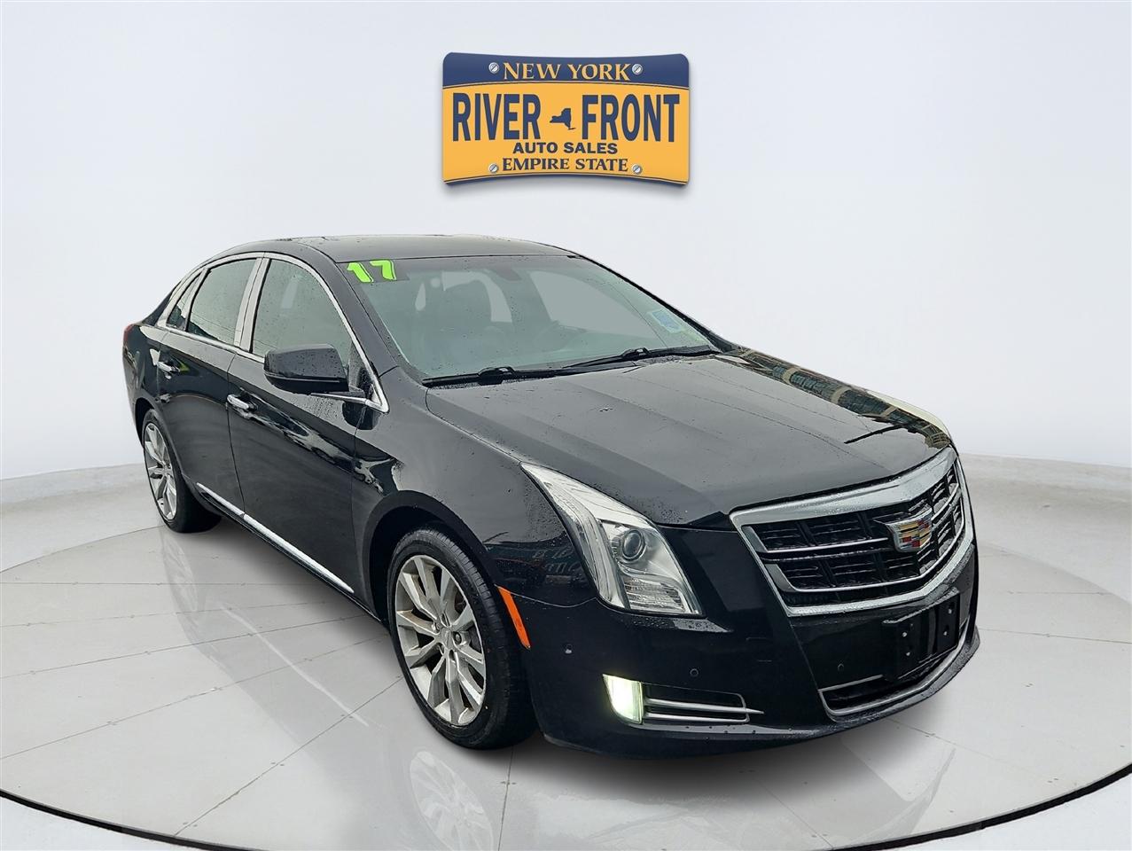 2017 Cadillac XTS 4dr Sdn Luxury FWD