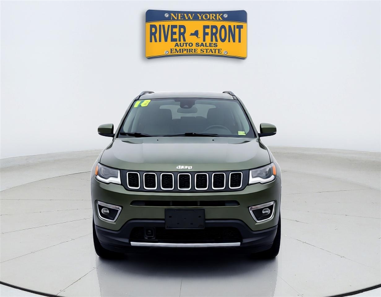 Jeep Compass photo 2