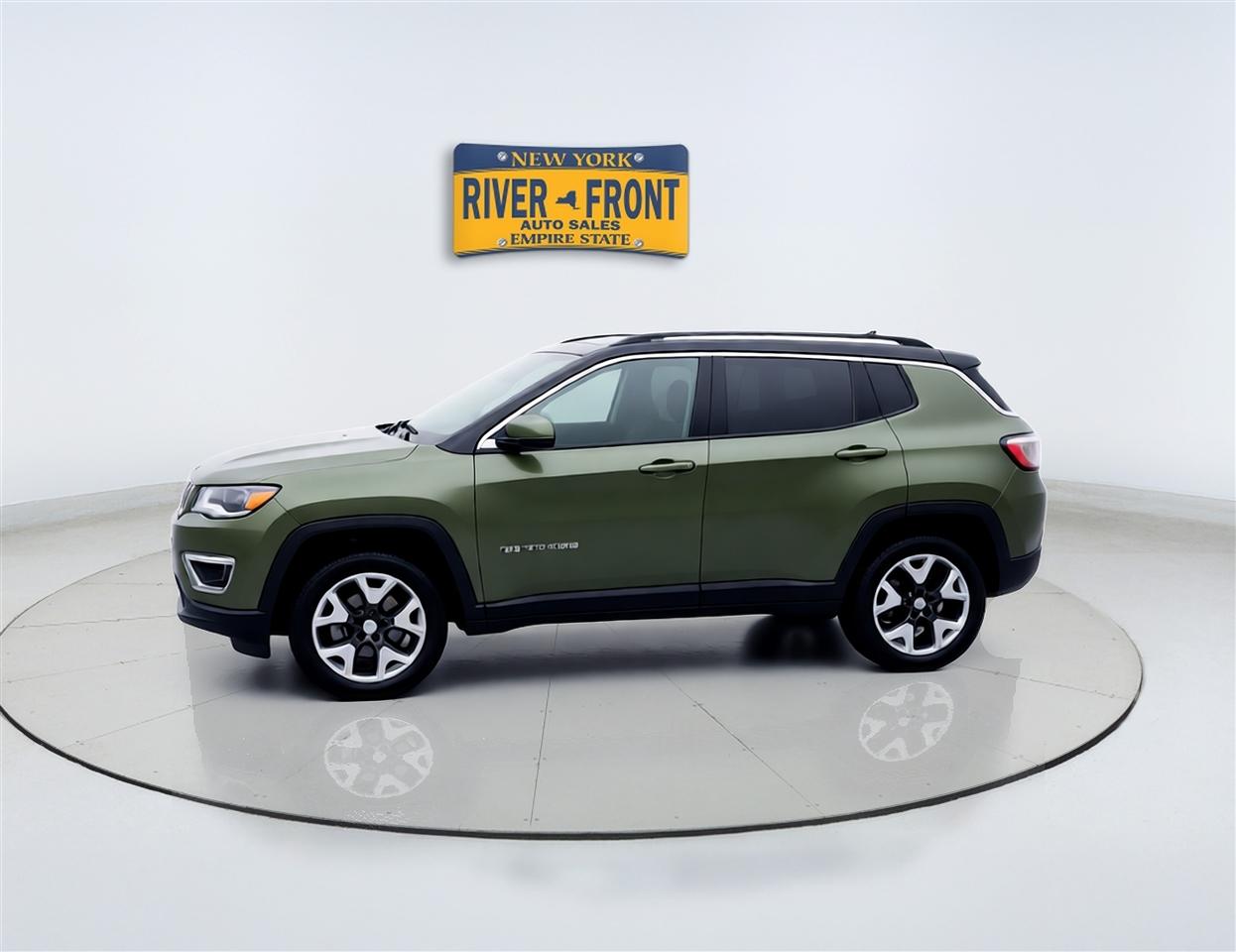 Jeep Compass photo 4