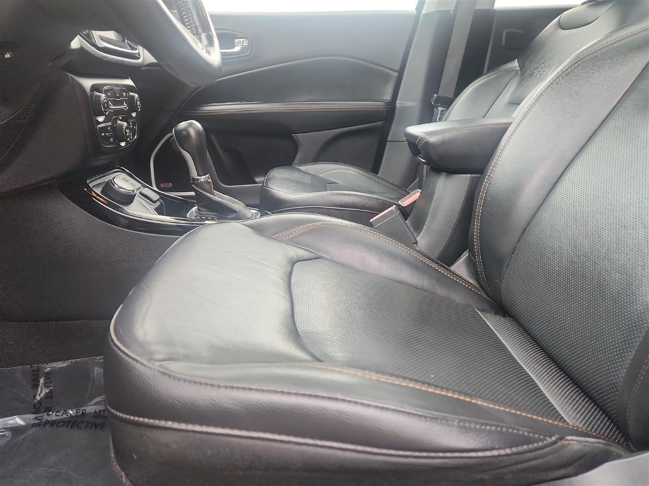 Jeep Compass photo 10
