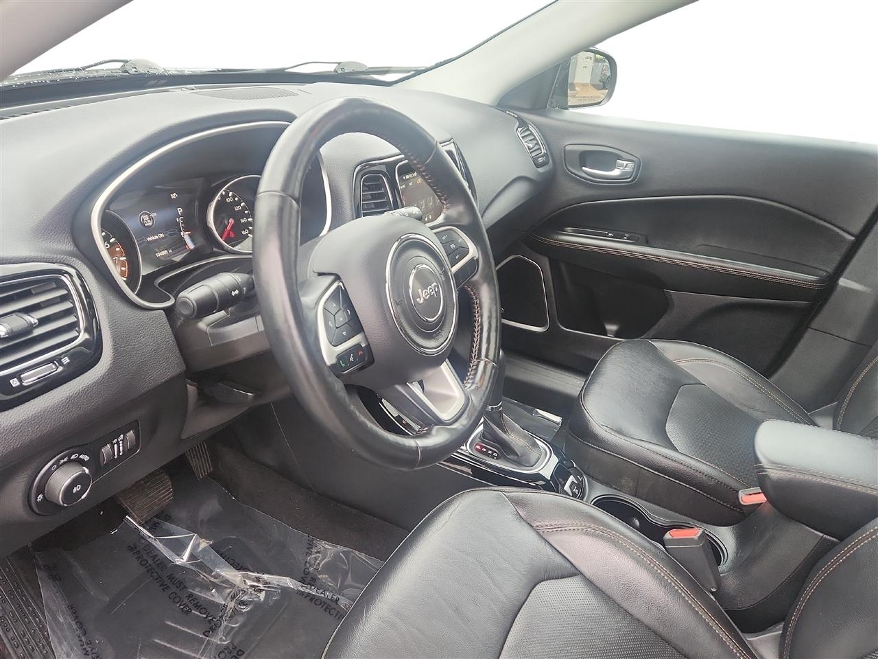 Jeep Compass photo 11
