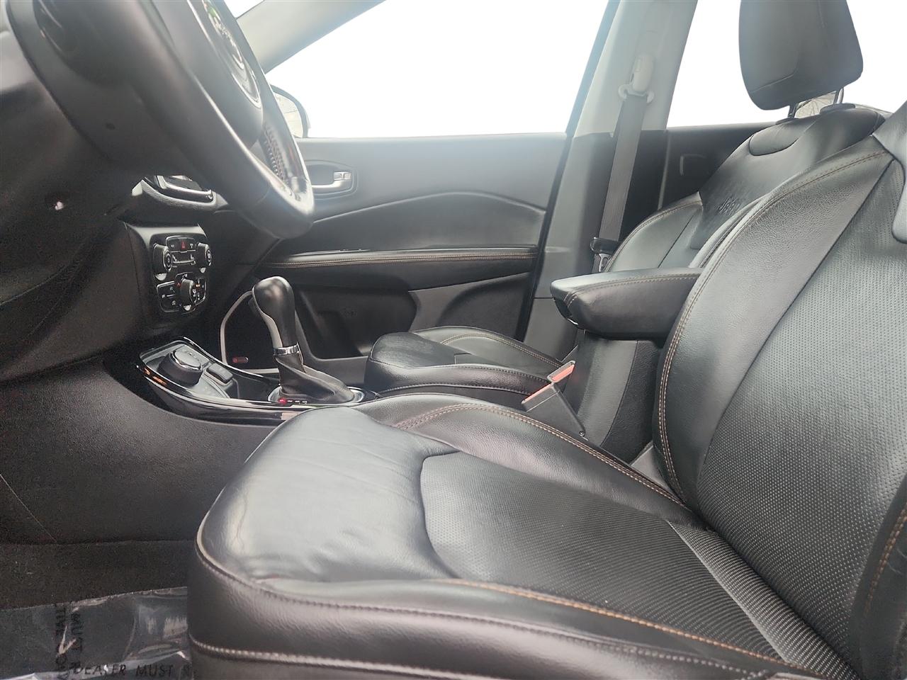 Jeep Compass photo 12