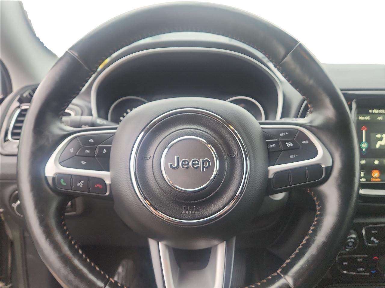 Jeep Compass photo 15