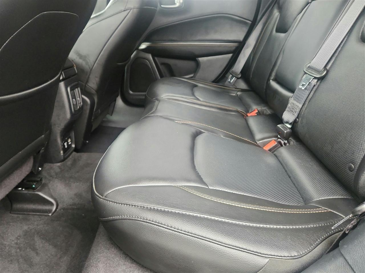 Jeep Compass photo 21