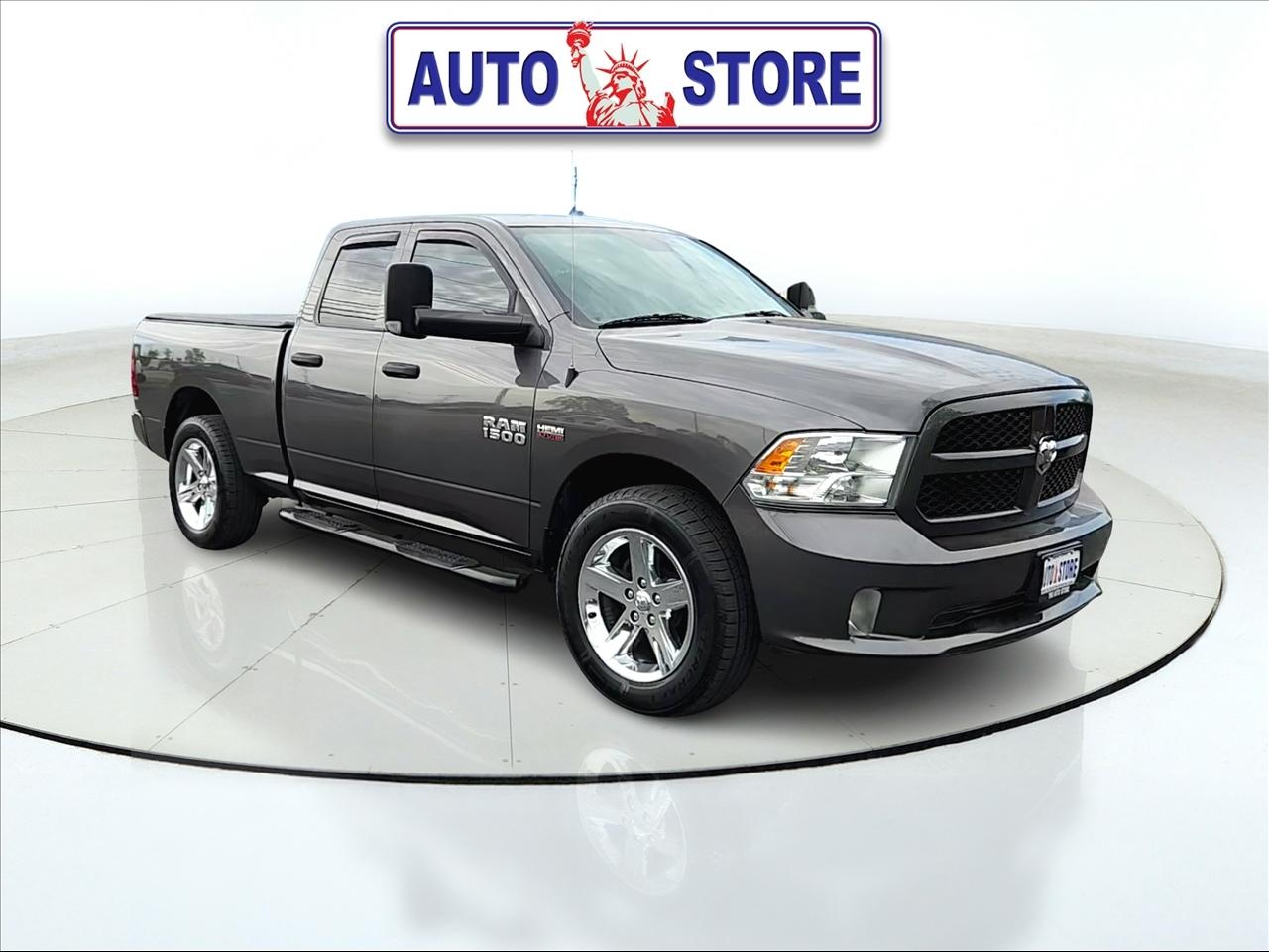2018 RAM 1500 Express 4x4 Quad Cab 6'4" Box
