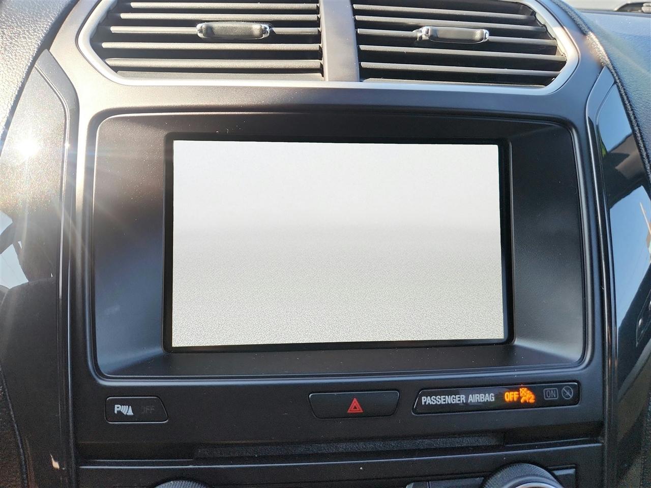 Ford Explorer photo 16