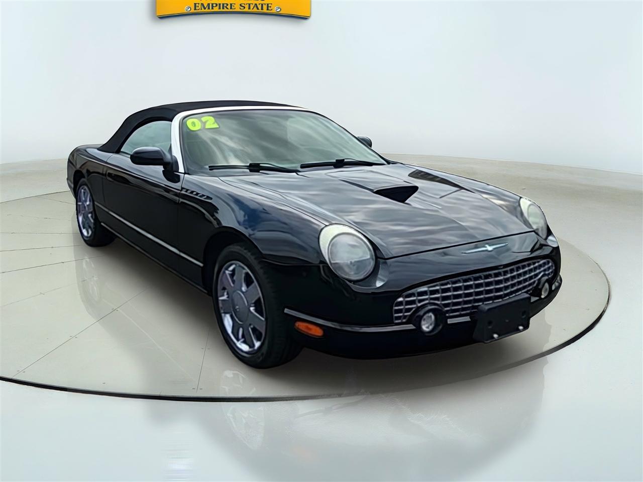 Ford Thunderbird photo 2