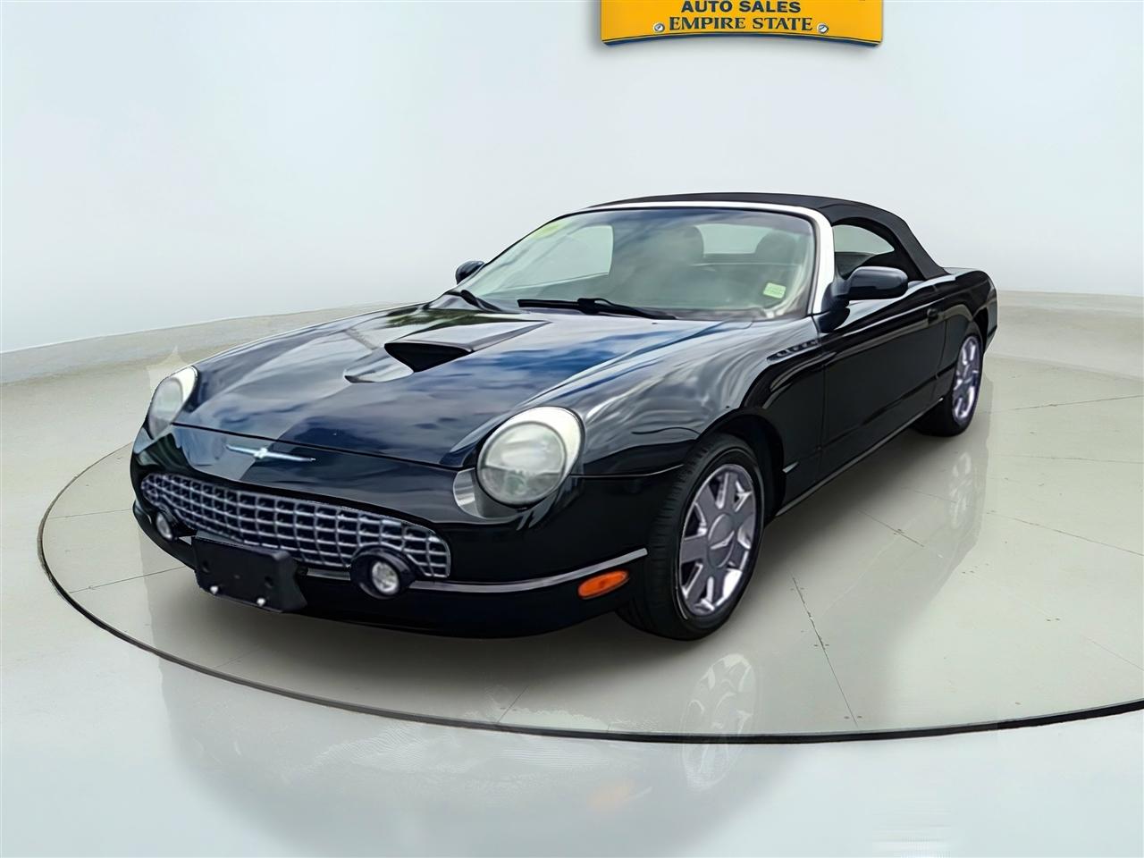 Ford Thunderbird photo 4
