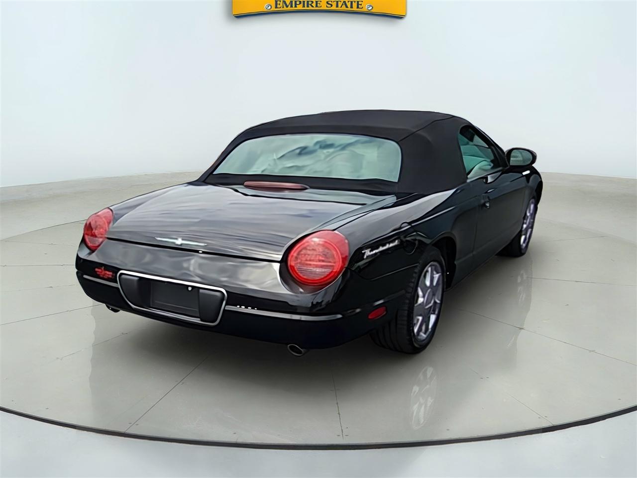 Ford Thunderbird photo 7