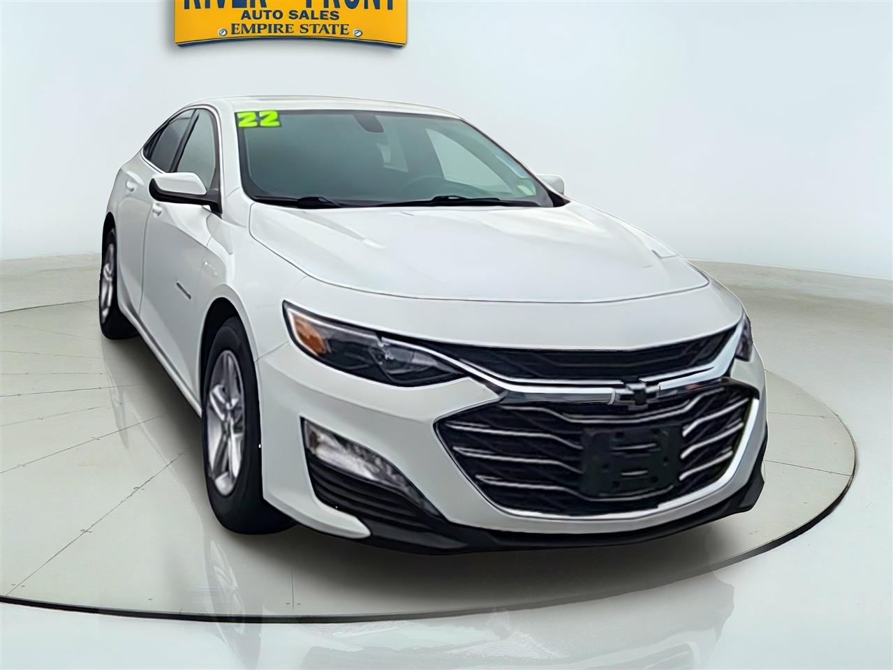 Chevrolet Malibu photo 2