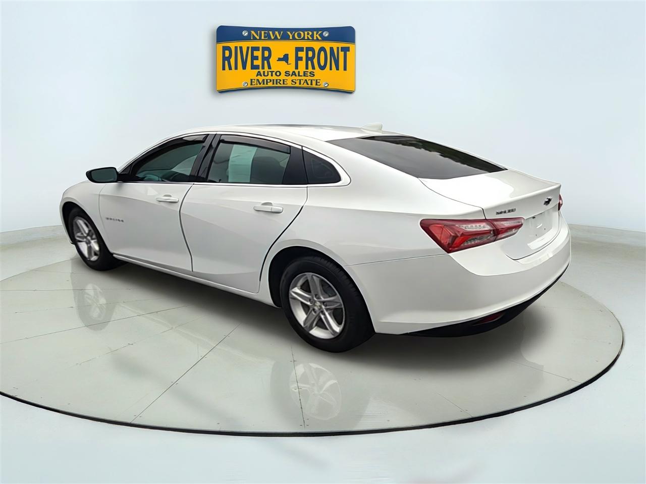 Chevrolet Malibu photo 6