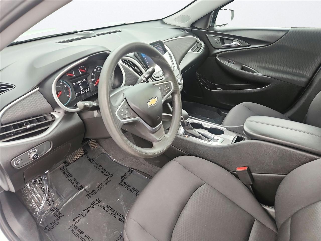 Chevrolet Malibu photo 13
