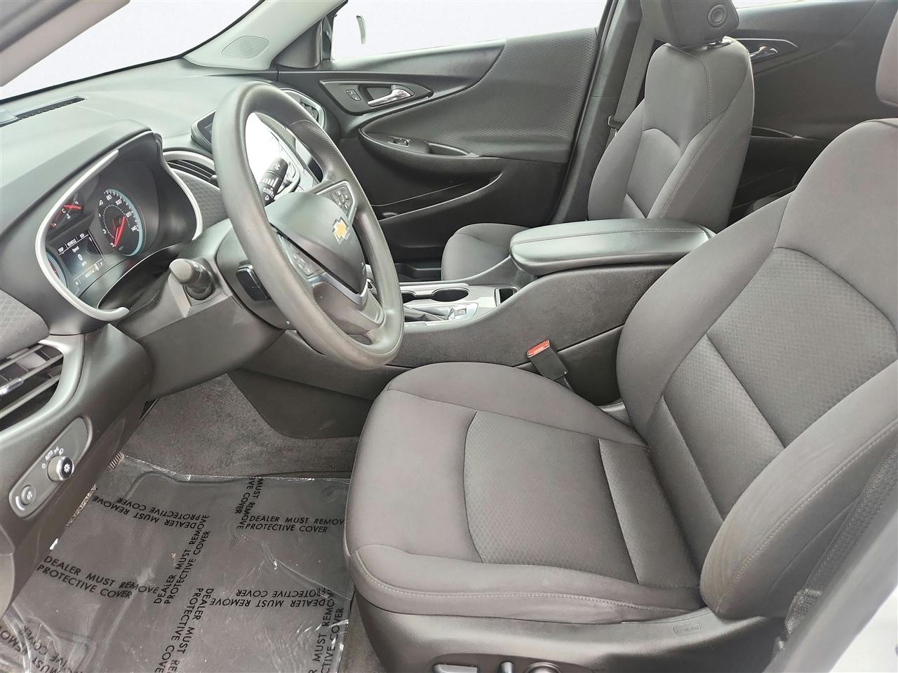 Chevrolet Malibu photo 14