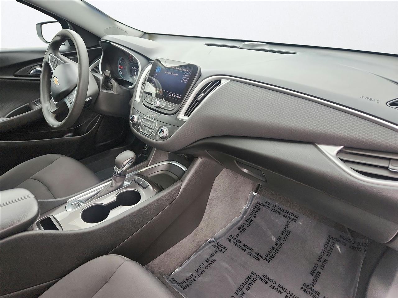 Chevrolet Malibu photo 24