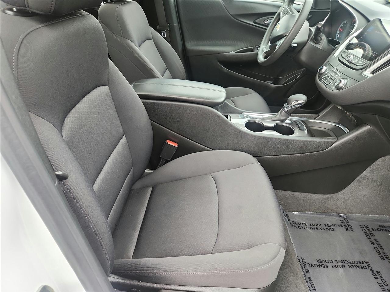 Chevrolet Malibu photo 25