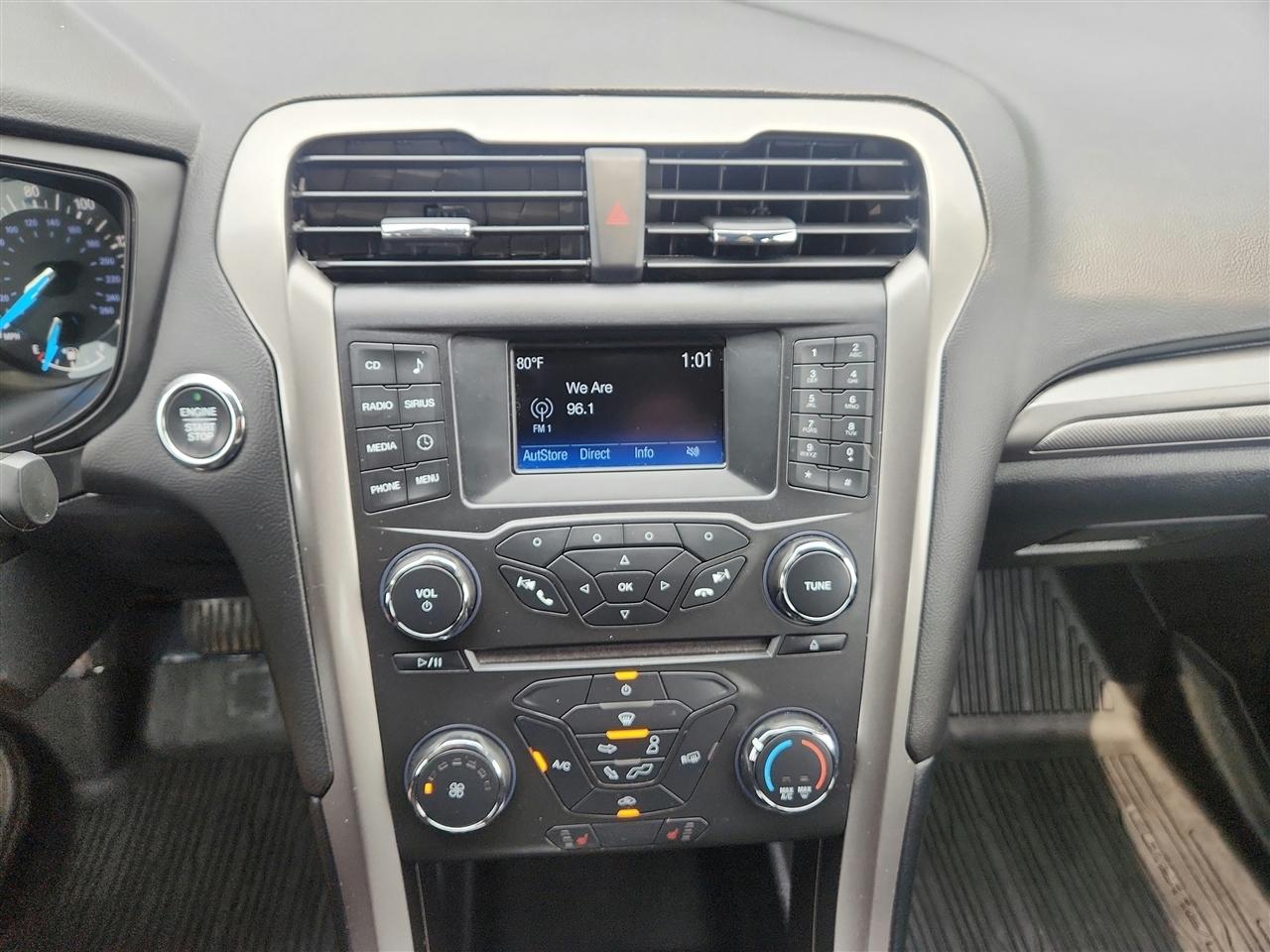 Ford Fusion photo 19