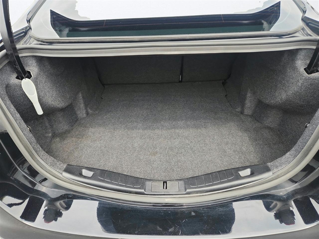 Ford Fusion photo 27