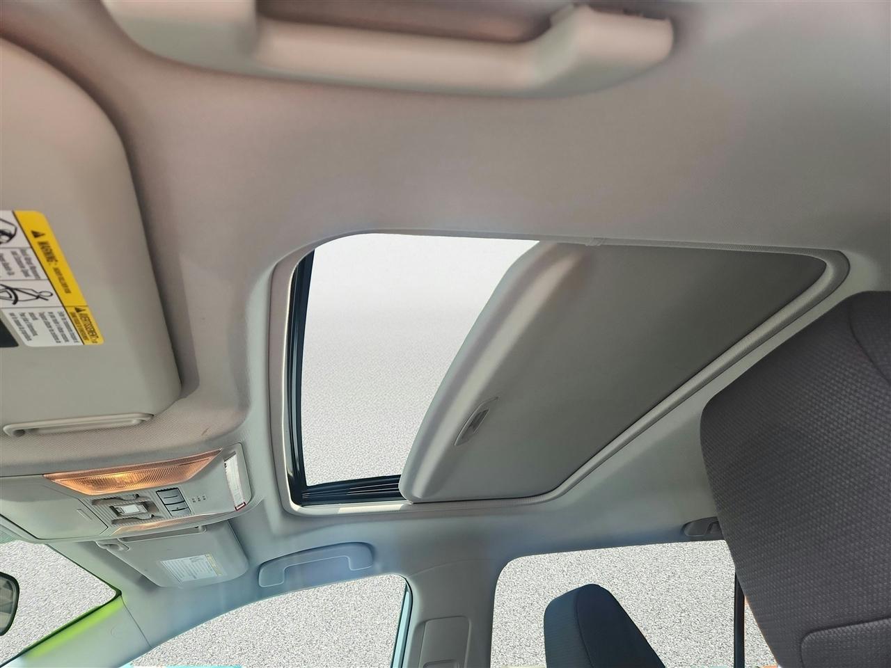 Toyota RAV4 photo 11