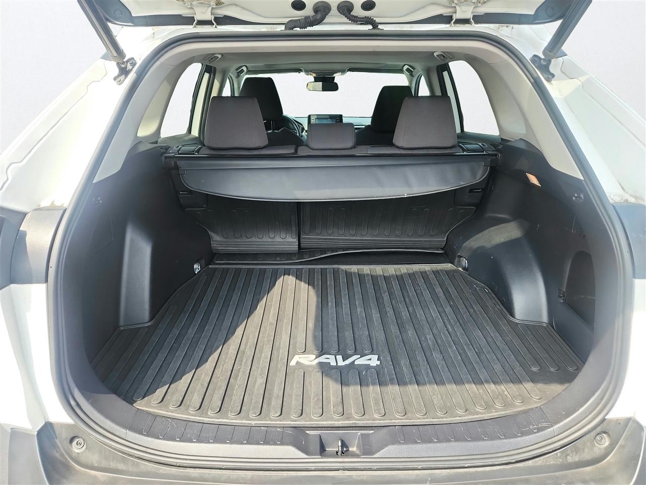 Toyota RAV4 photo 24
