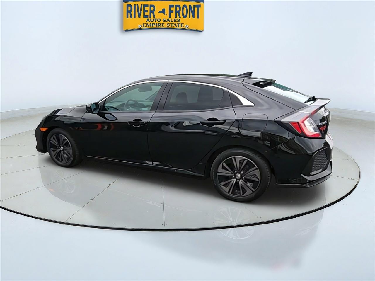 Honda Civic photo 5
