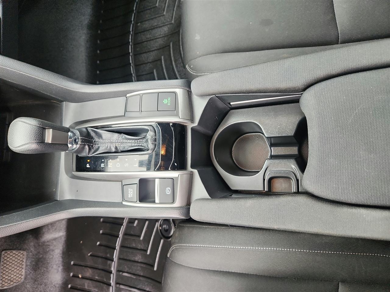 Honda Civic photo 18
