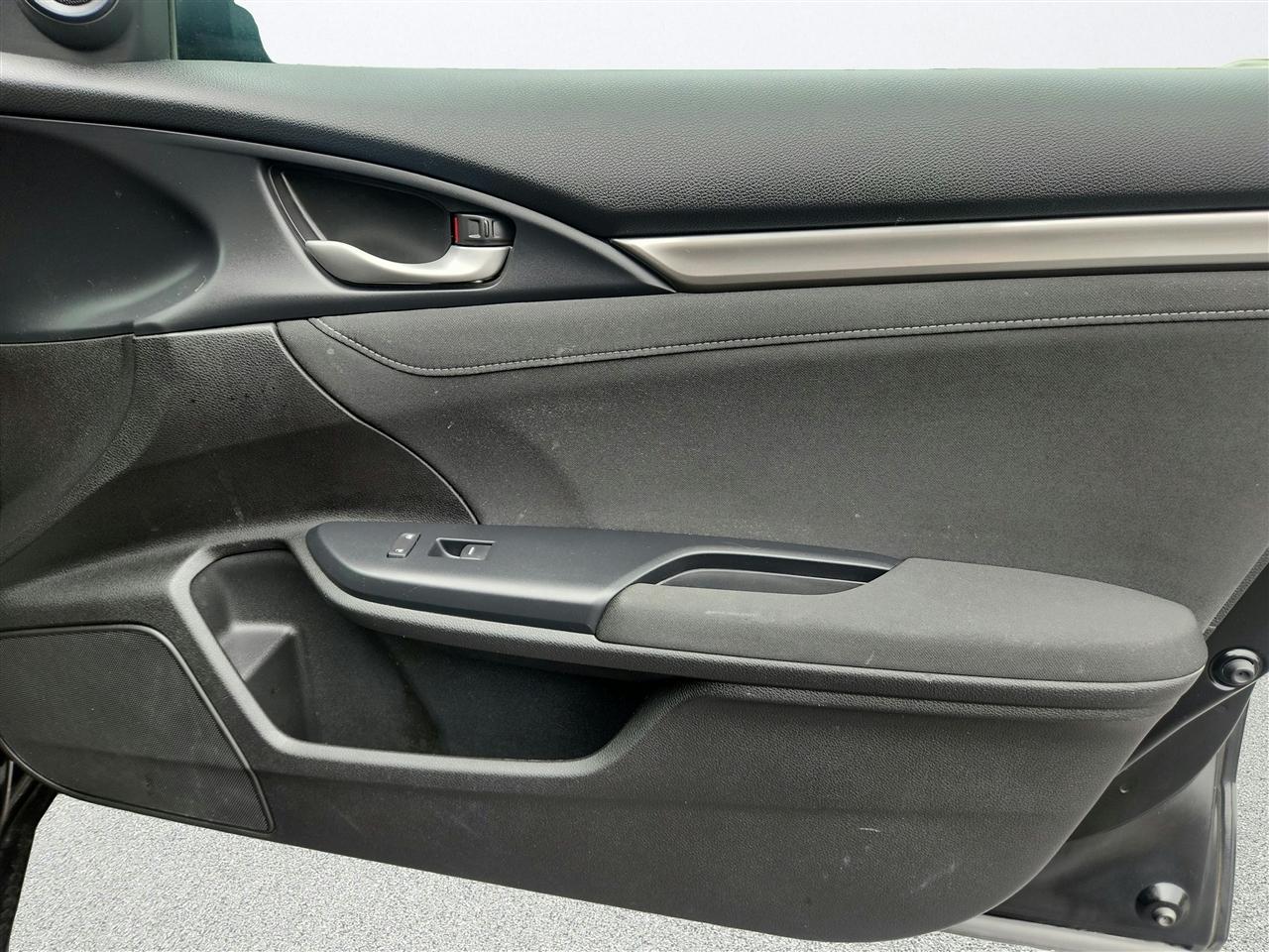 Honda Civic photo 27