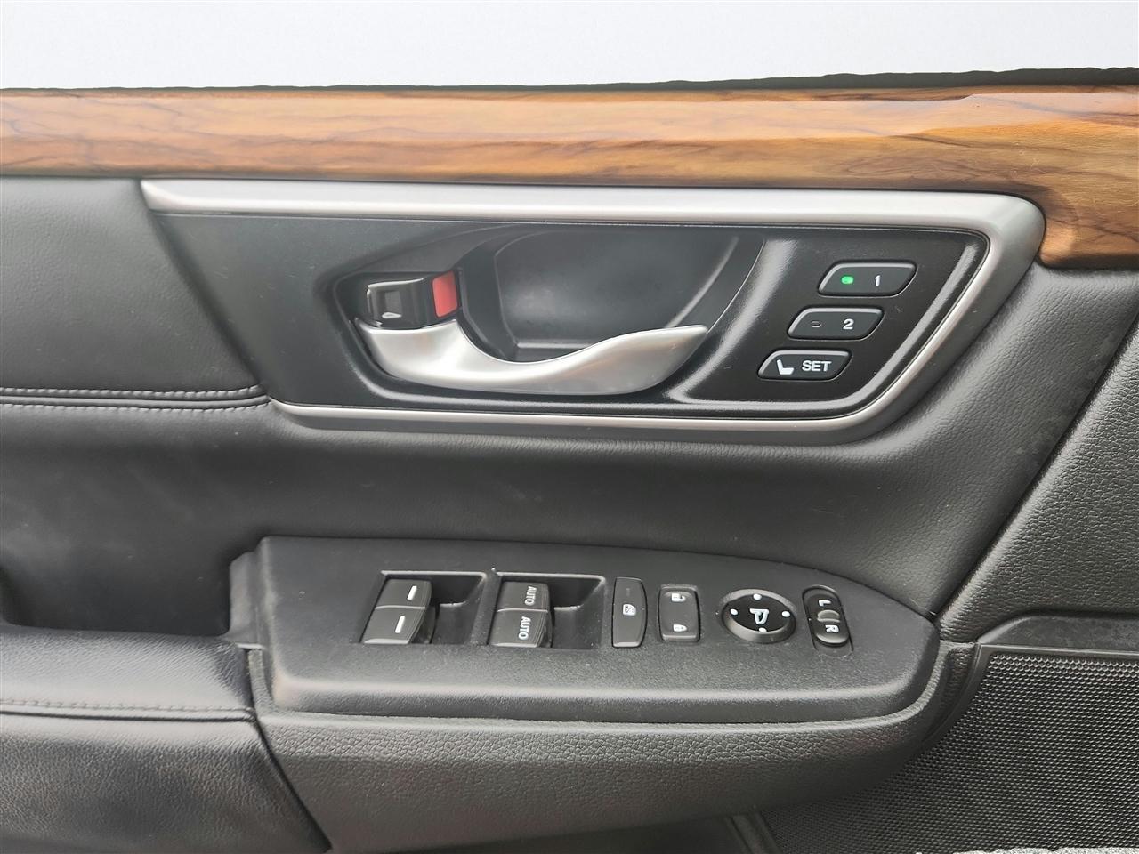 Honda CR-V photo 17