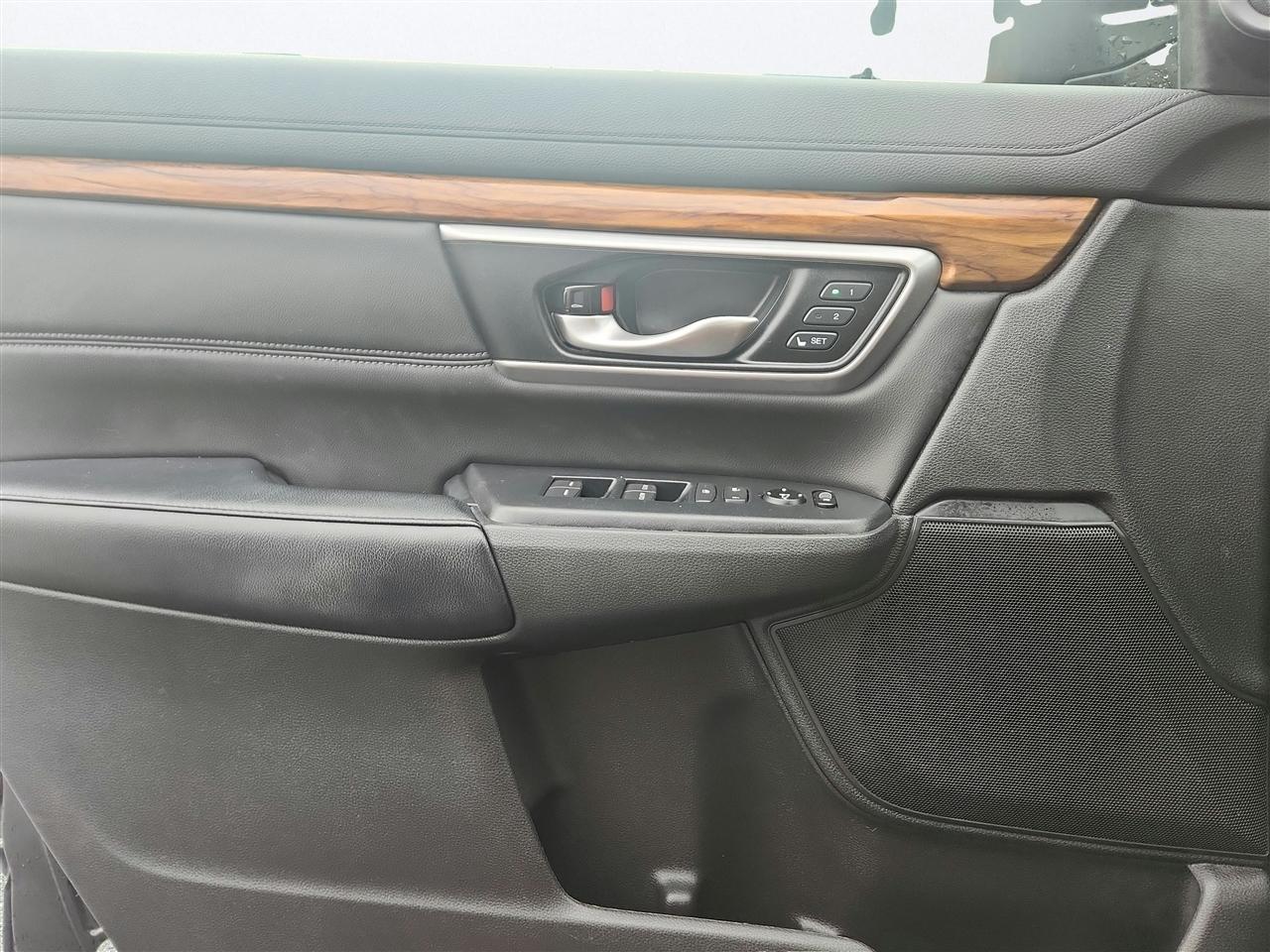 Honda CR-V photo 18