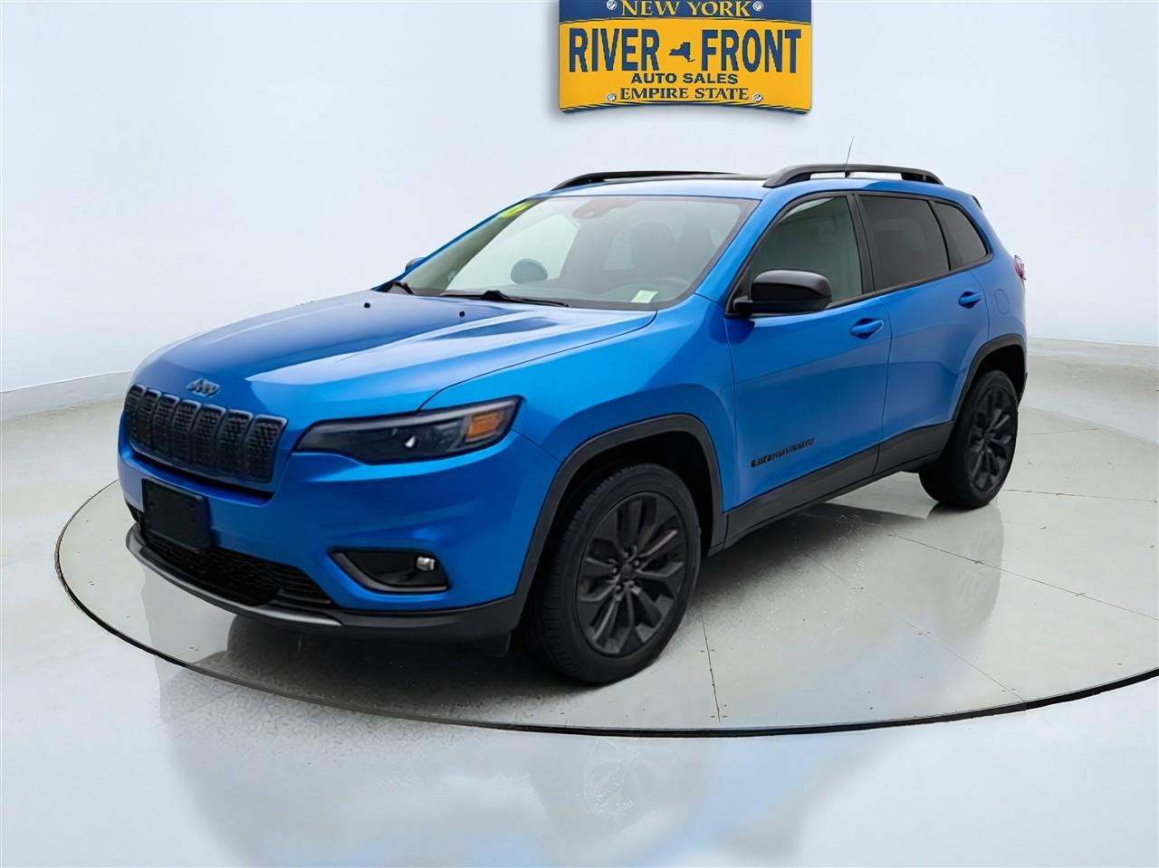 Jeep Cherokee photo 3