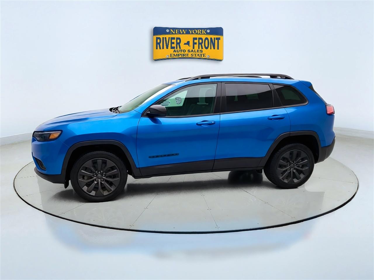 Jeep Cherokee photo 4