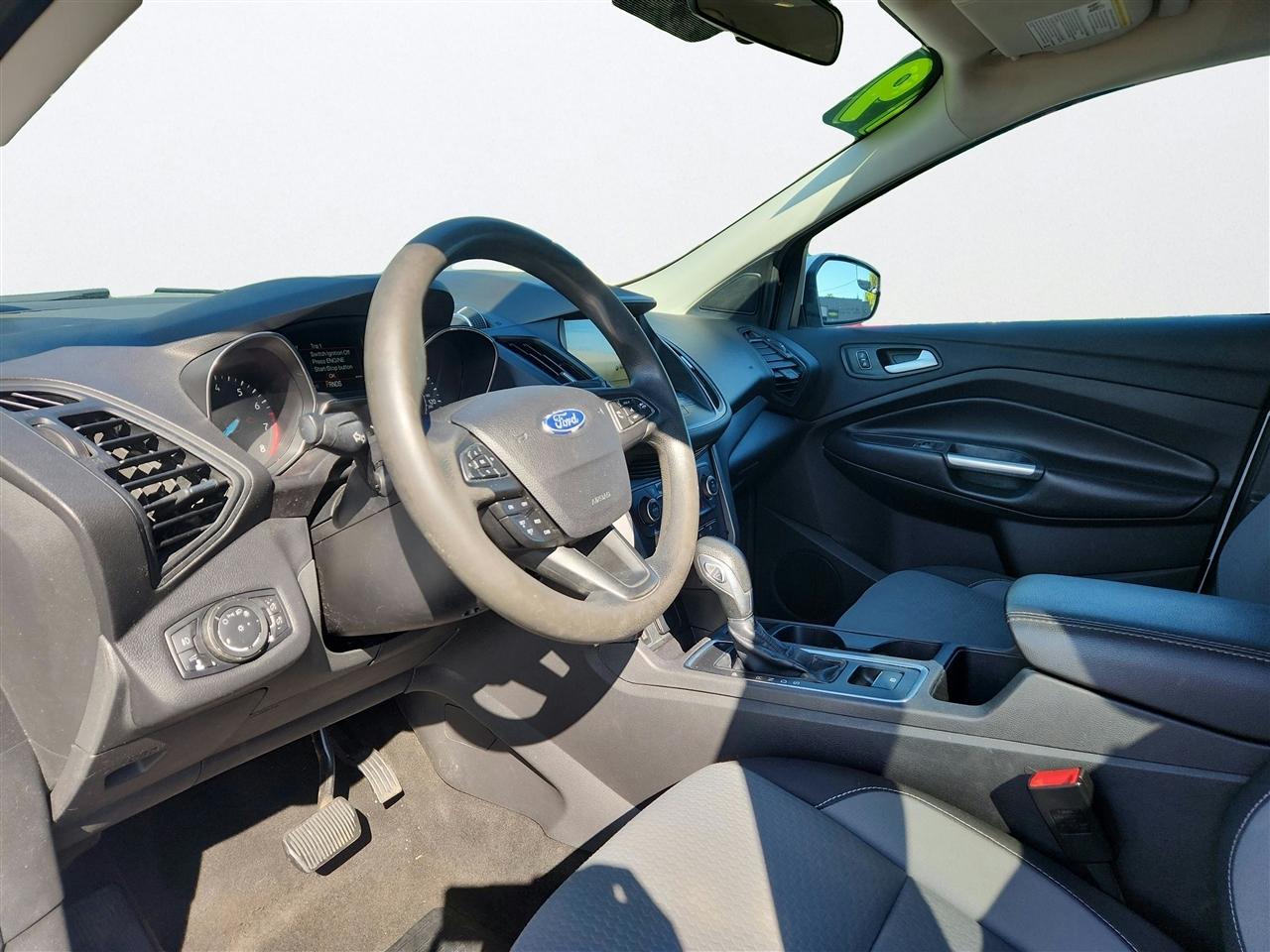 Ford Escape photo 13