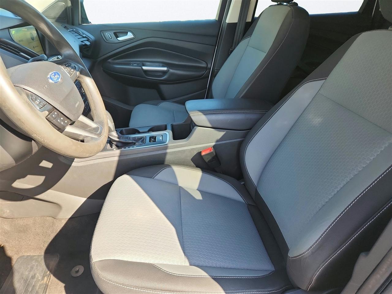Ford Escape photo 14