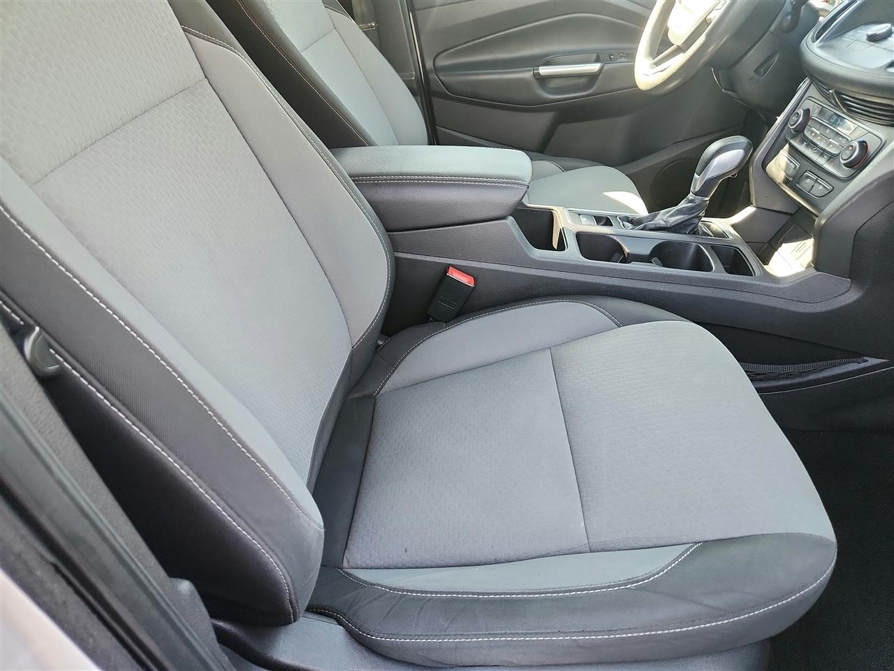 Ford Escape photo 24