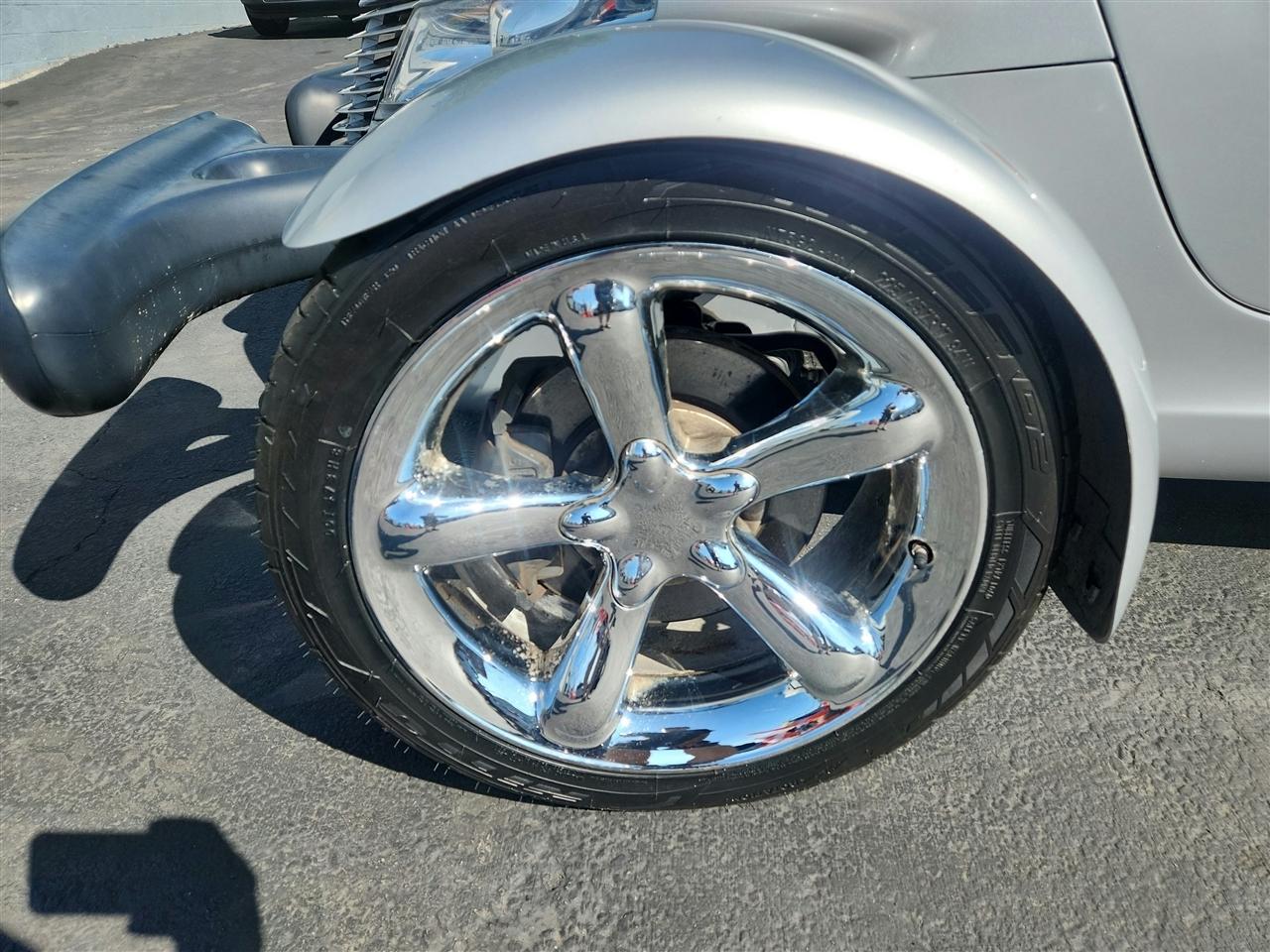 Plymouth Prowler photo 11
