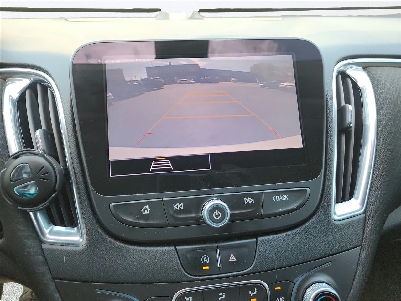 Chevrolet Malibu photo 14