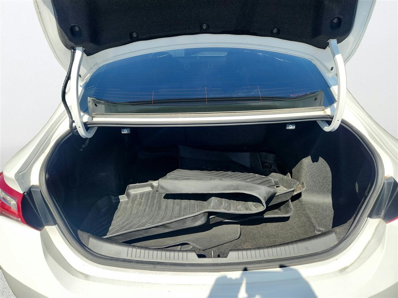 Chevrolet Malibu photo 24