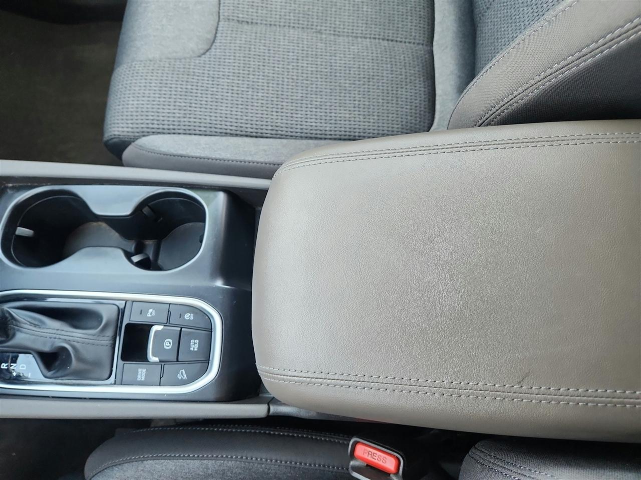 Hyundai Santa Fe photo 17