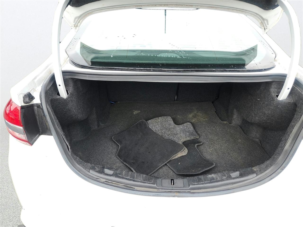 Ford Fusion photo 13