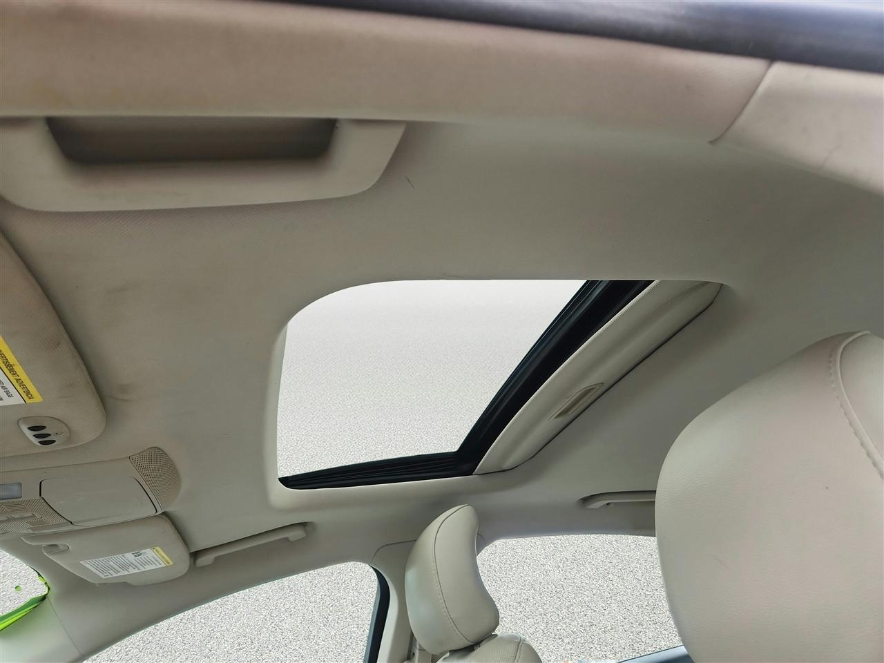 Ford Fusion photo 16