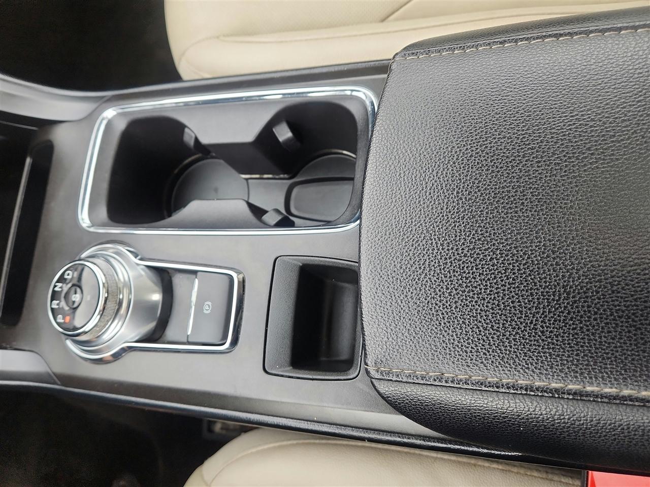 Ford Fusion photo 19
