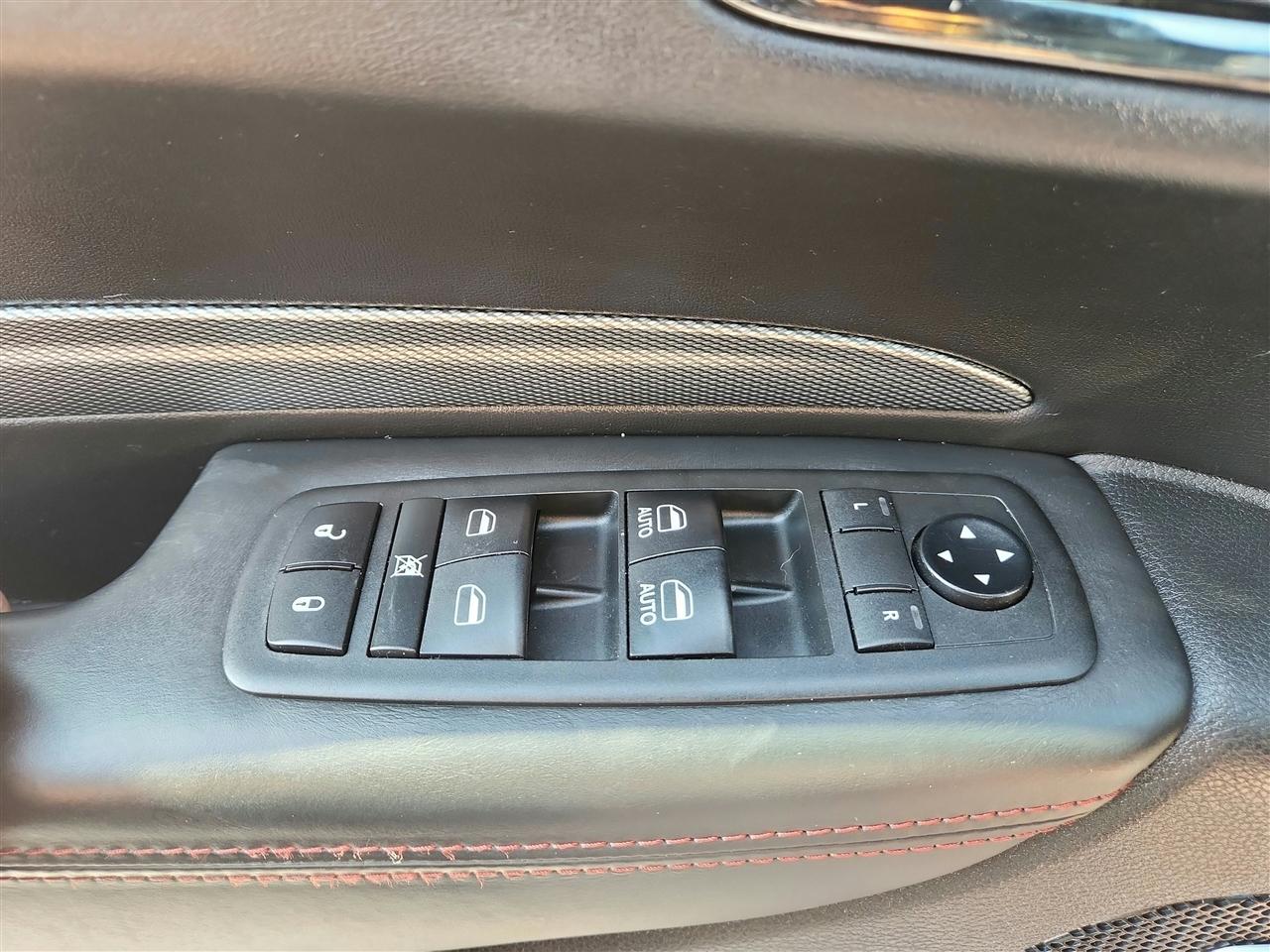 Dodge Durango photo 18