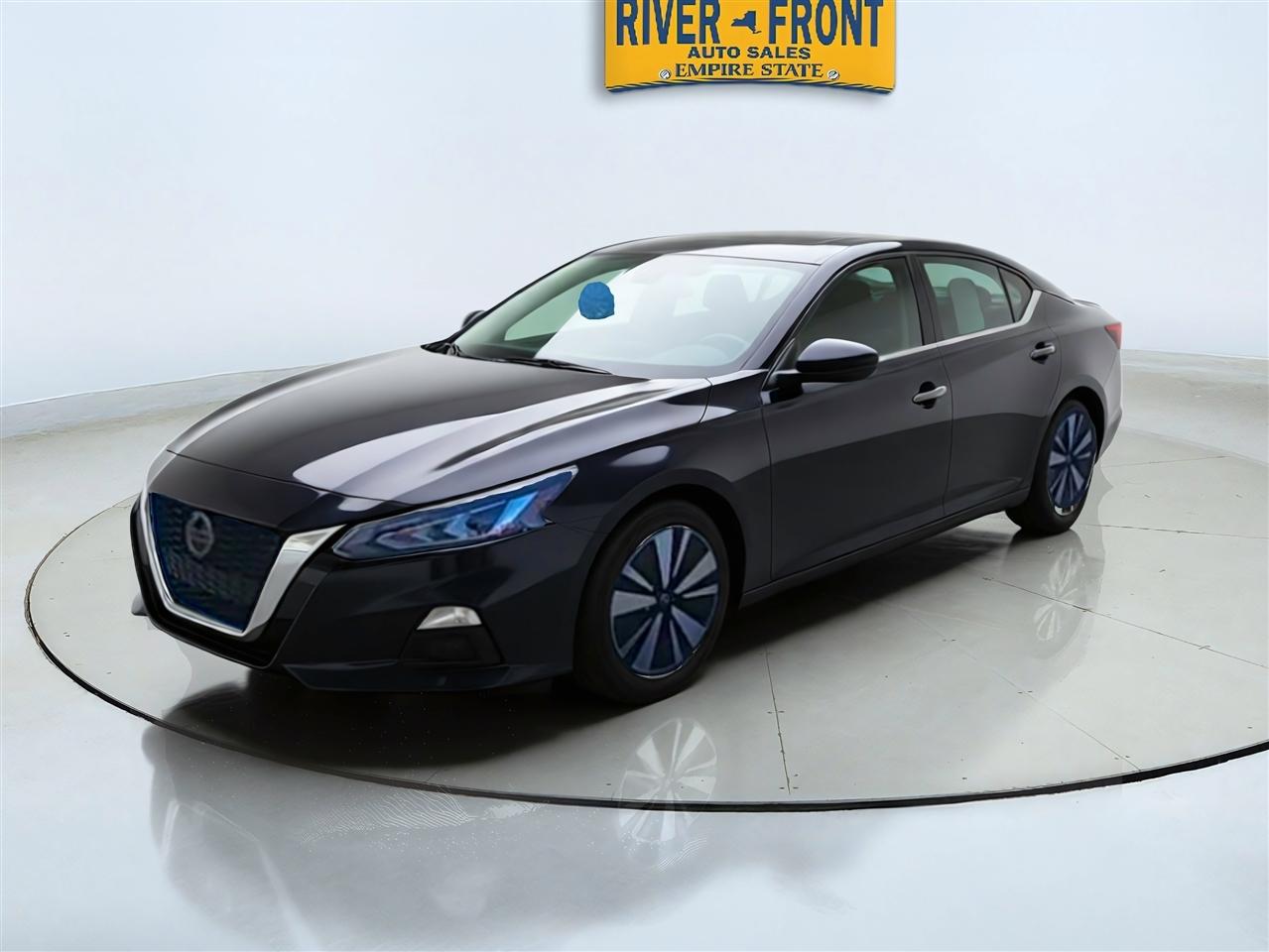 Nissan Altima photo 4