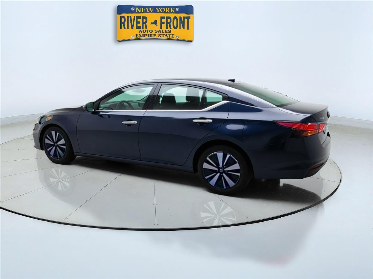 Nissan Altima photo 6