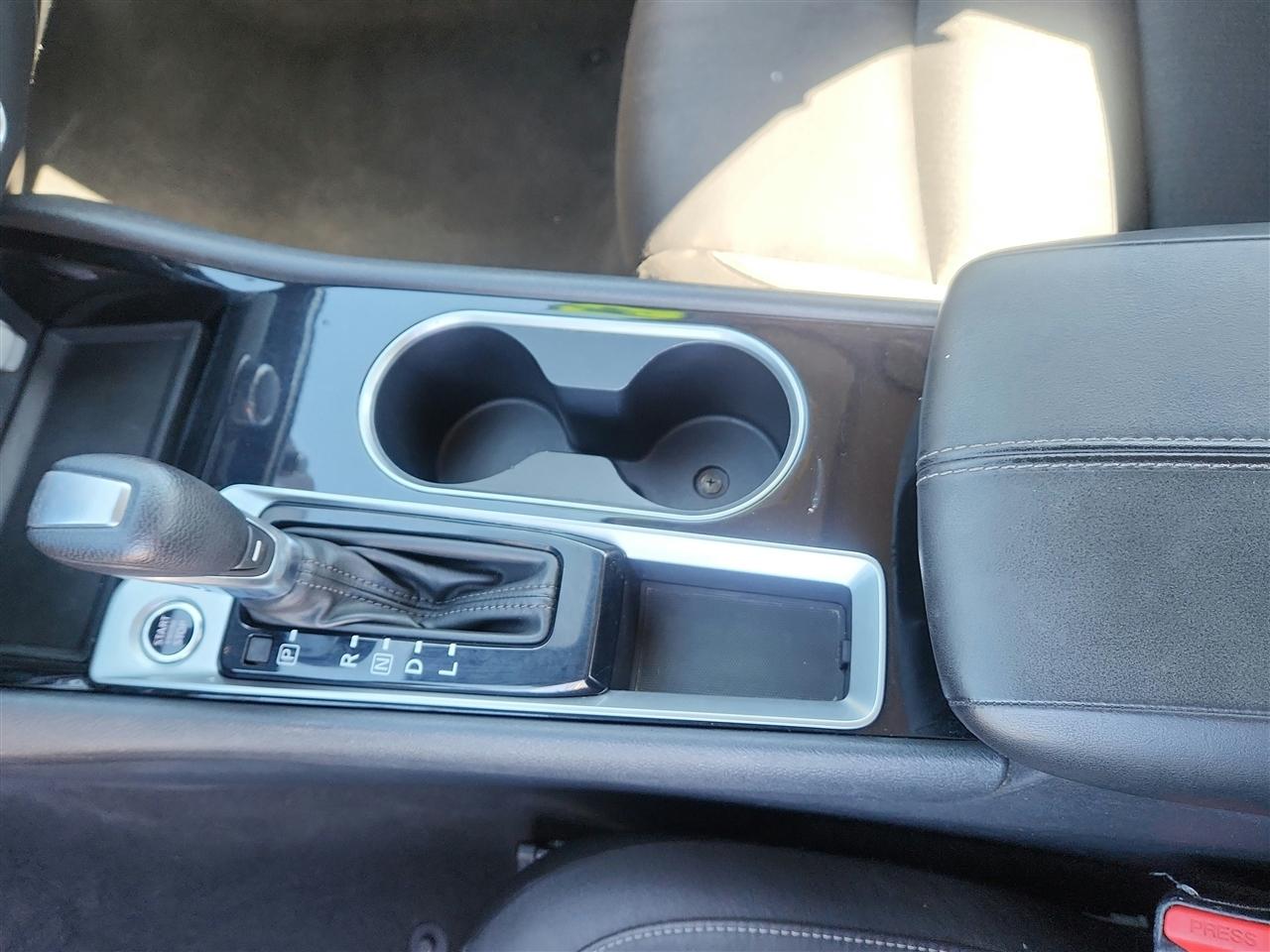 Nissan Altima photo 12
