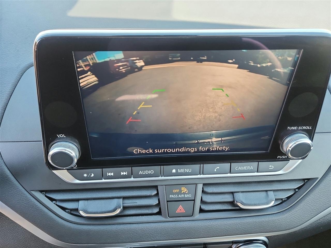 Nissan Altima photo 13