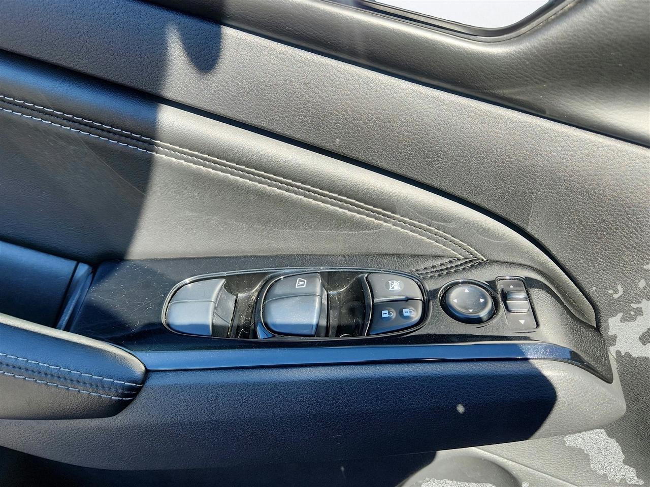 Nissan Altima photo 15