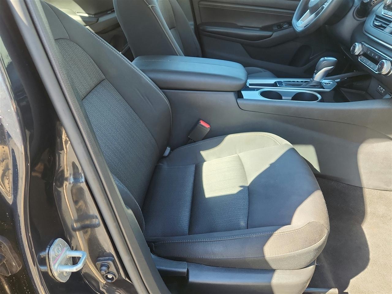 Nissan Altima photo 19