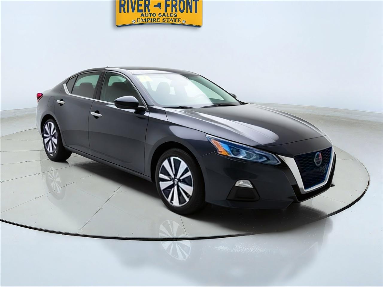2021 Nissan Altima 2.5 SV Sedan