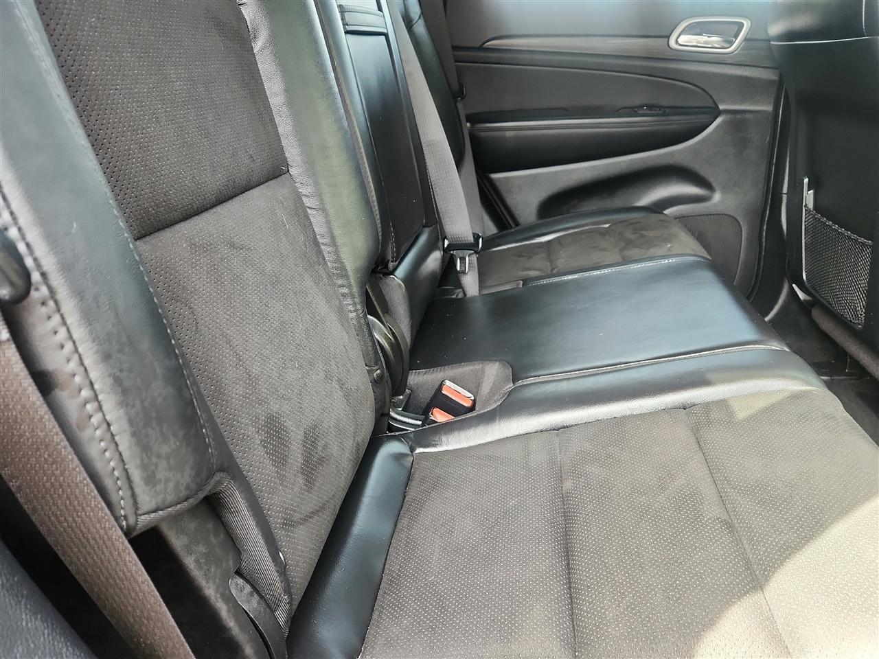 Jeep Grand Cherokee photo 28